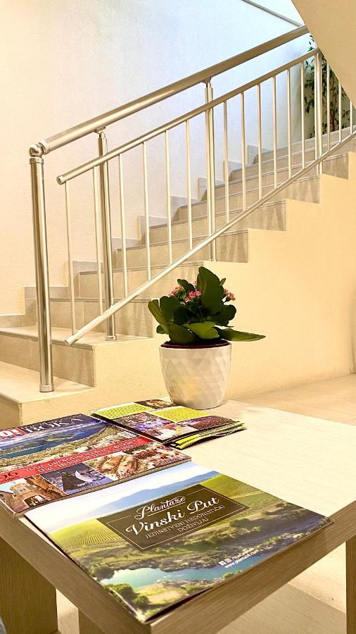 Hotel Olimpija Plus Херцег Нови Екстериор снимка