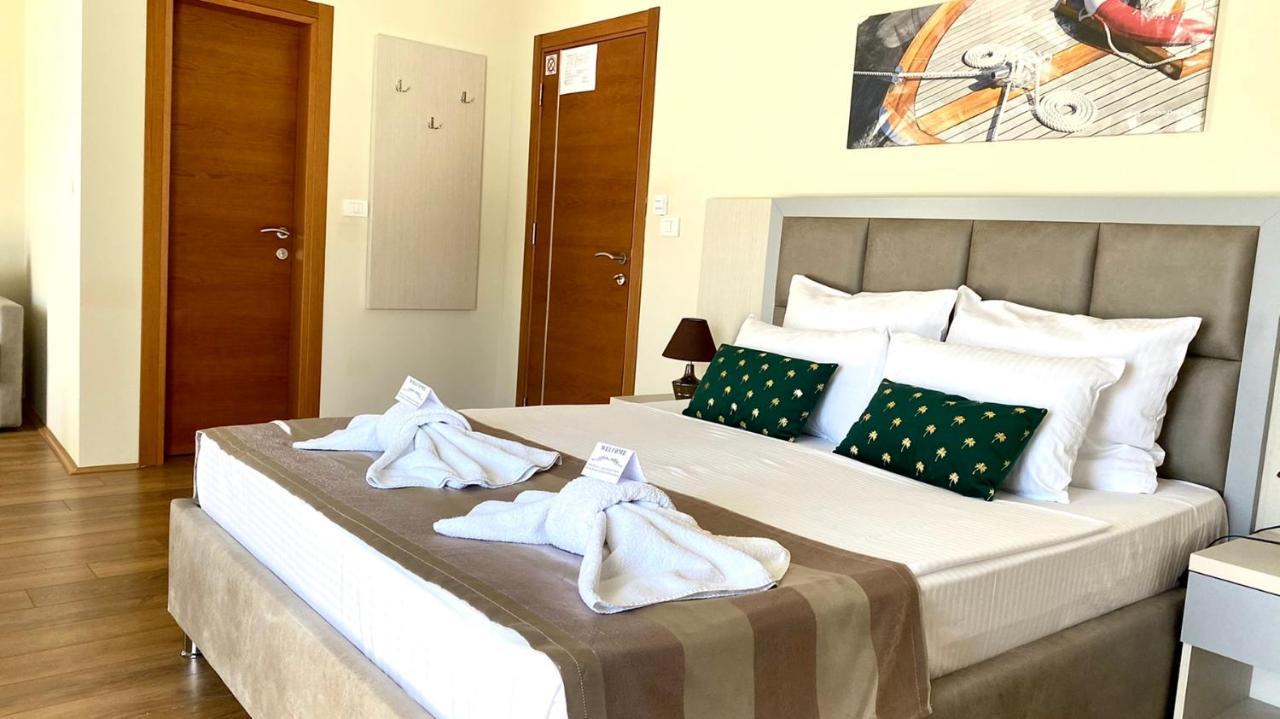 Hotel Olimpija Plus Херцег Нови Екстериор снимка