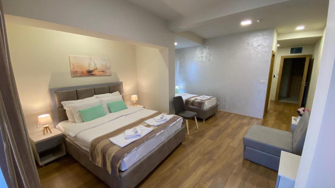 Hotel Olimpija Plus Херцег Нови Екстериор снимка