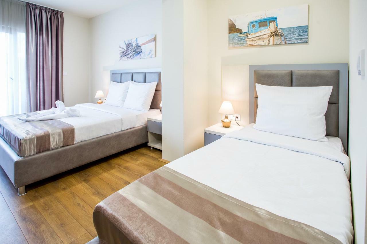 Hotel Olimpija Plus Херцег Нови Екстериор снимка